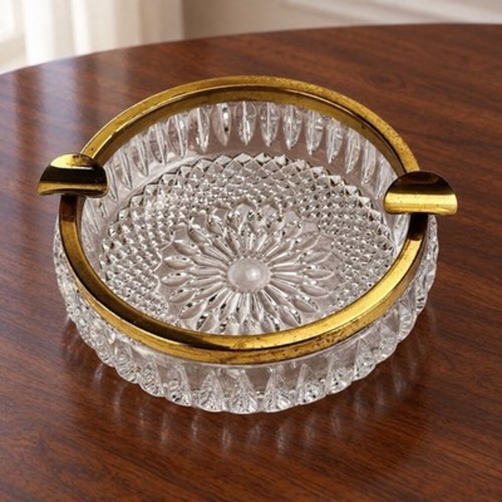 Vintage Hollywood Regency Glass Ashtray Brass Tone Rim Diamond Starburst 5.25”